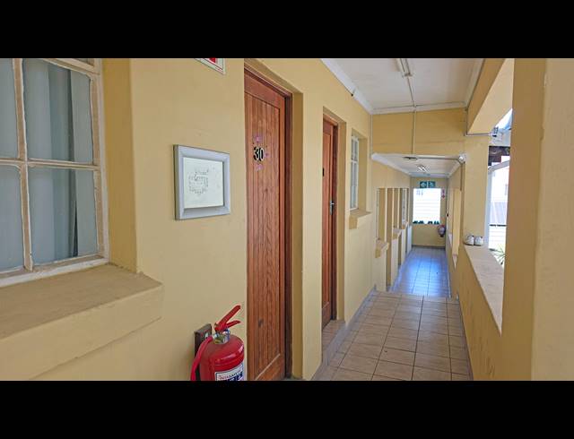 1,234M² BUILDING FOR SALE IN MARTINDALE